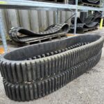 SPECIAL OFFER - 450mm Wide Rubber Tracks for Bobcat 864 / T200 Skid Steer (Pair) - Image 3