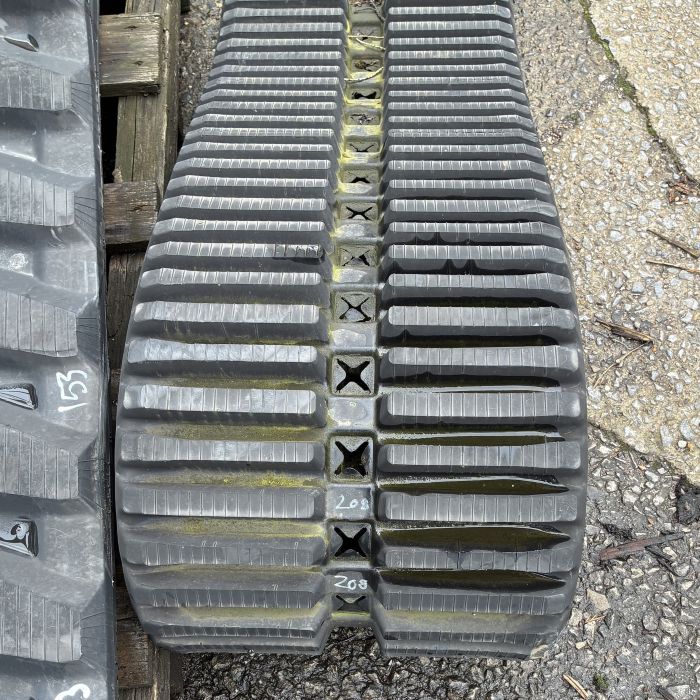 10208 E SPECIAL OFFER - 450mm Wide Rubber Tracks for Bobcat 864 / T200 Skid Steer (Pair) - Image 1
