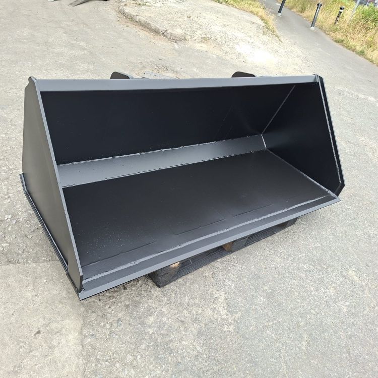 MF 800 - 900 bucket A General Purpose Bucket - 1.82m (6' 0") For Massey Ferguson 800 / 900 Loader - Image 1